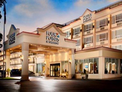 Four Points By Sheraton Toronto Lakeshore מראה חיצוני תמונה