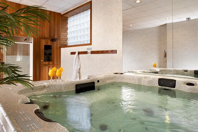 Four Points By Sheraton Toronto Lakeshore מראה חיצוני תמונה