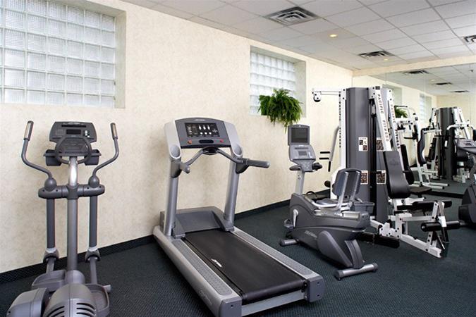 Four Points By Sheraton Toronto Lakeshore מתקנים תמונה
